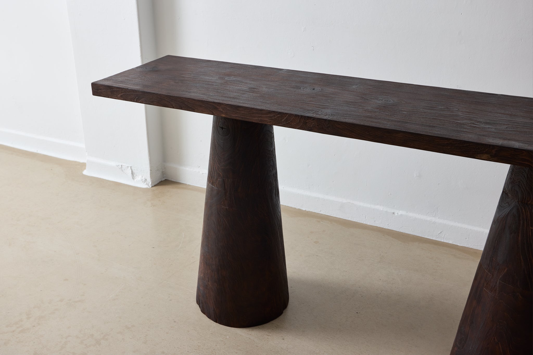 TEAK Console two footed tulip base - 1