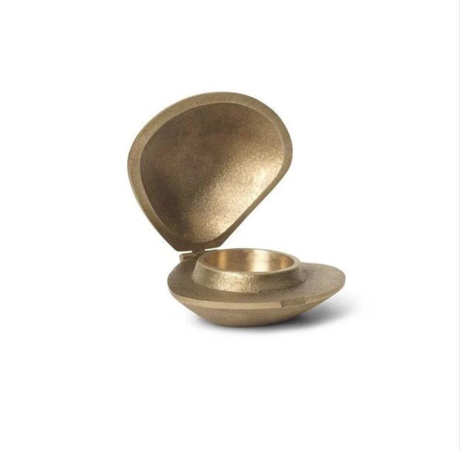 Ferm Living - Clam Candle Holder - Brass