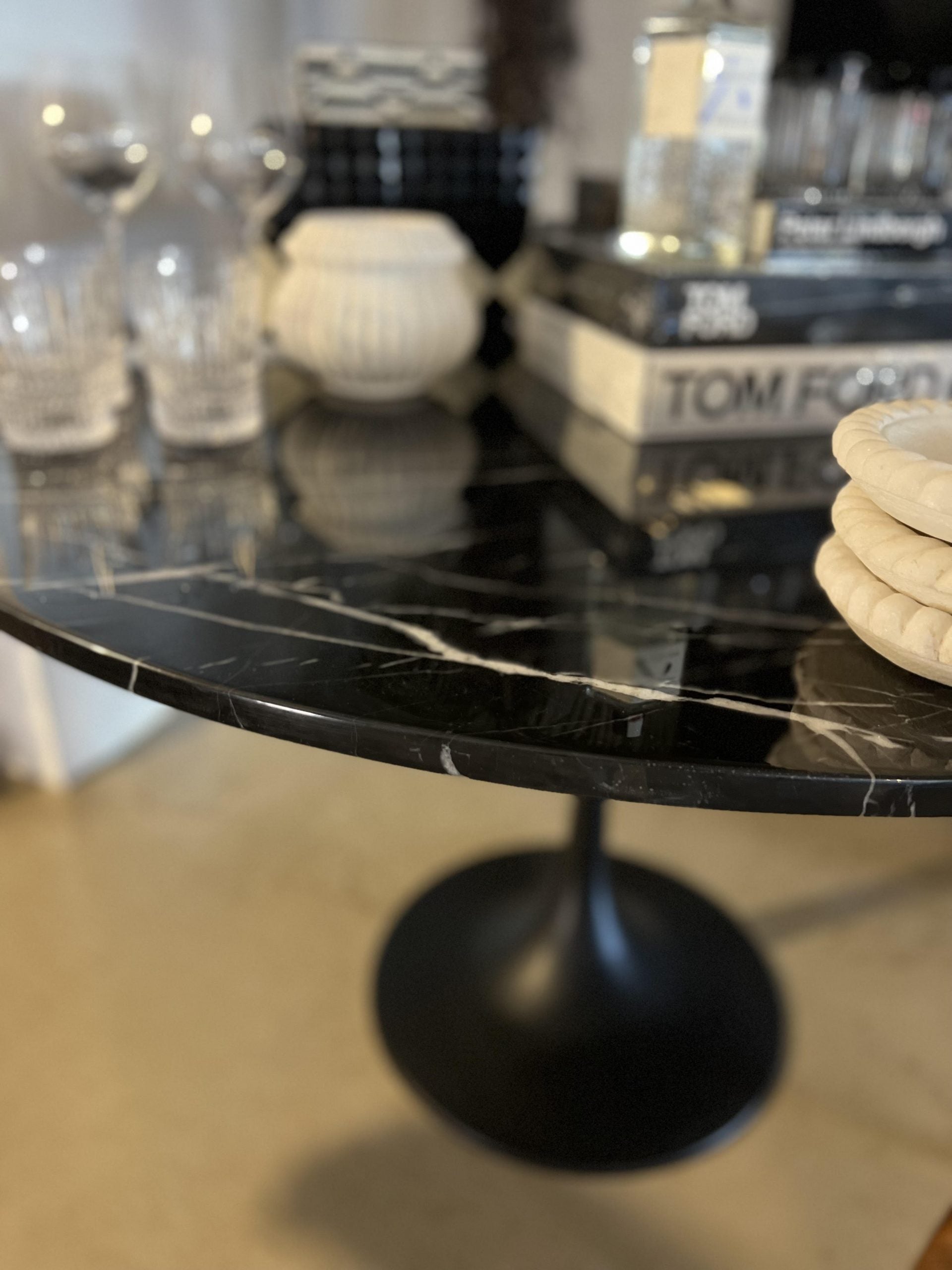 Tulip Base Marble Dining Table